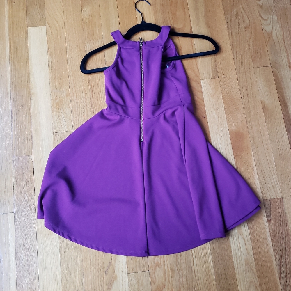 Dress - Picture 3 of 4